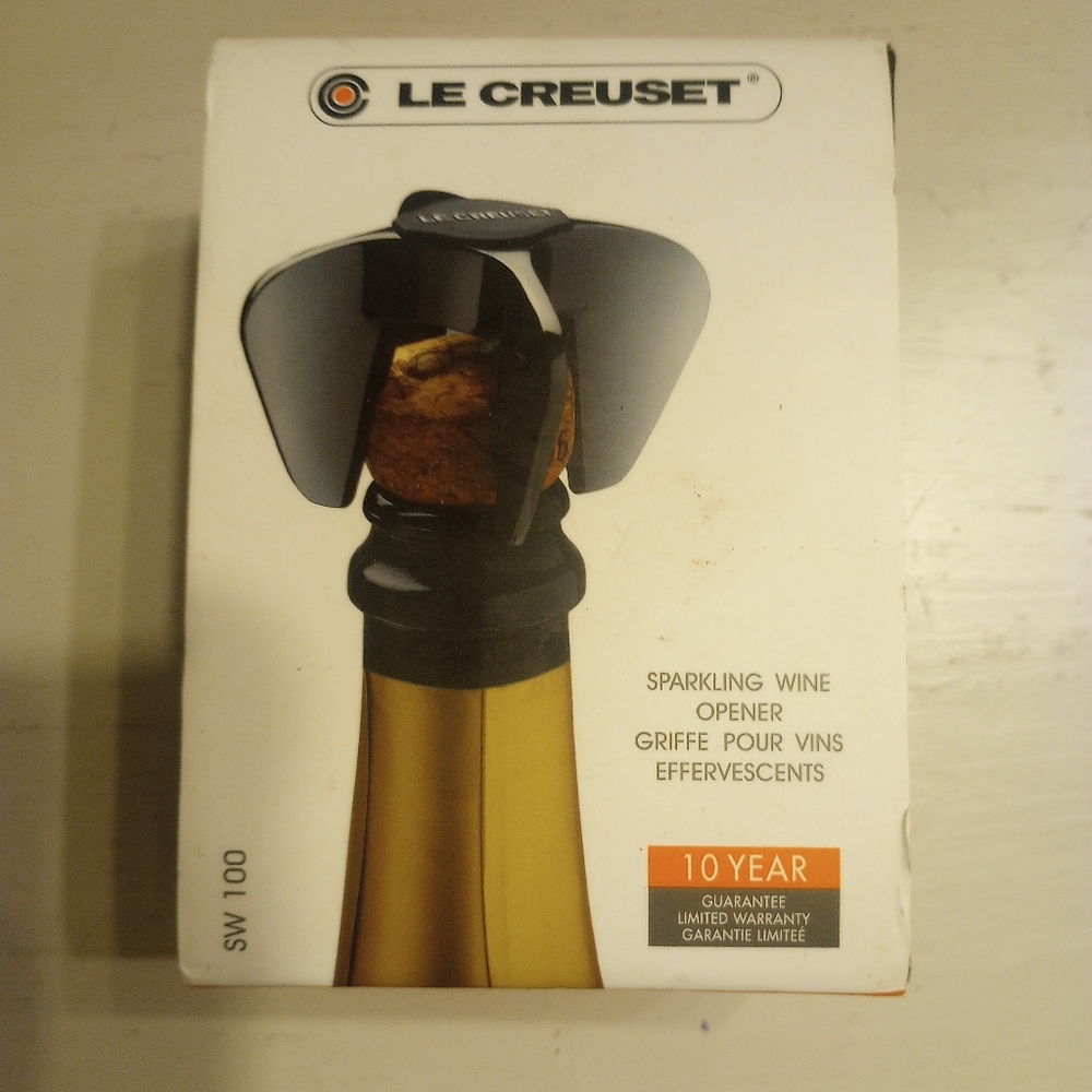 Le Creuset Sparkling Wine Opener New